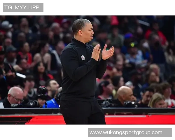 卢指导坚信球队能逆转困境即使战绩惨淡也要保持斗志